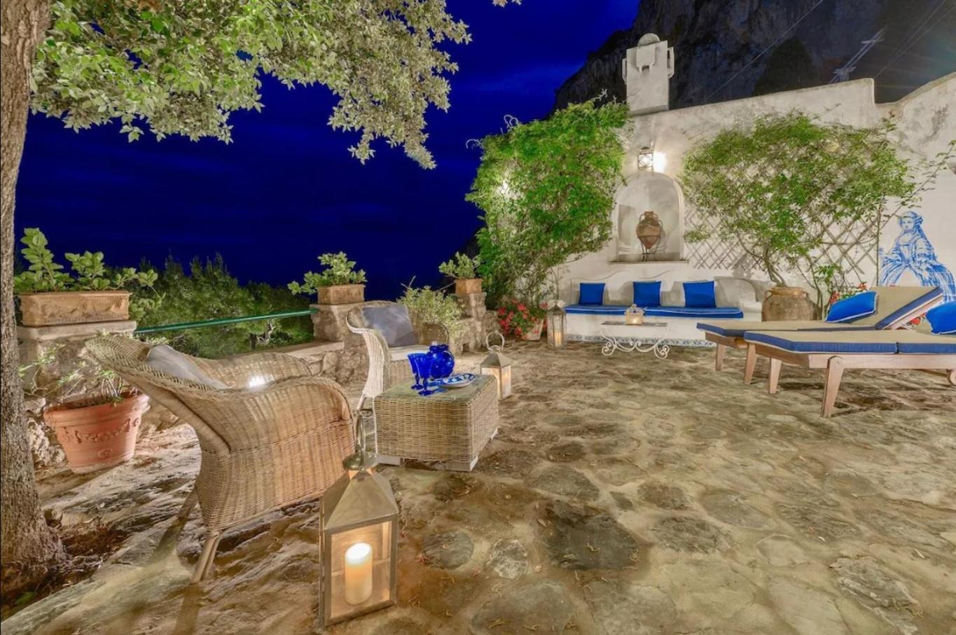 Albachiara Up To 8 Guests