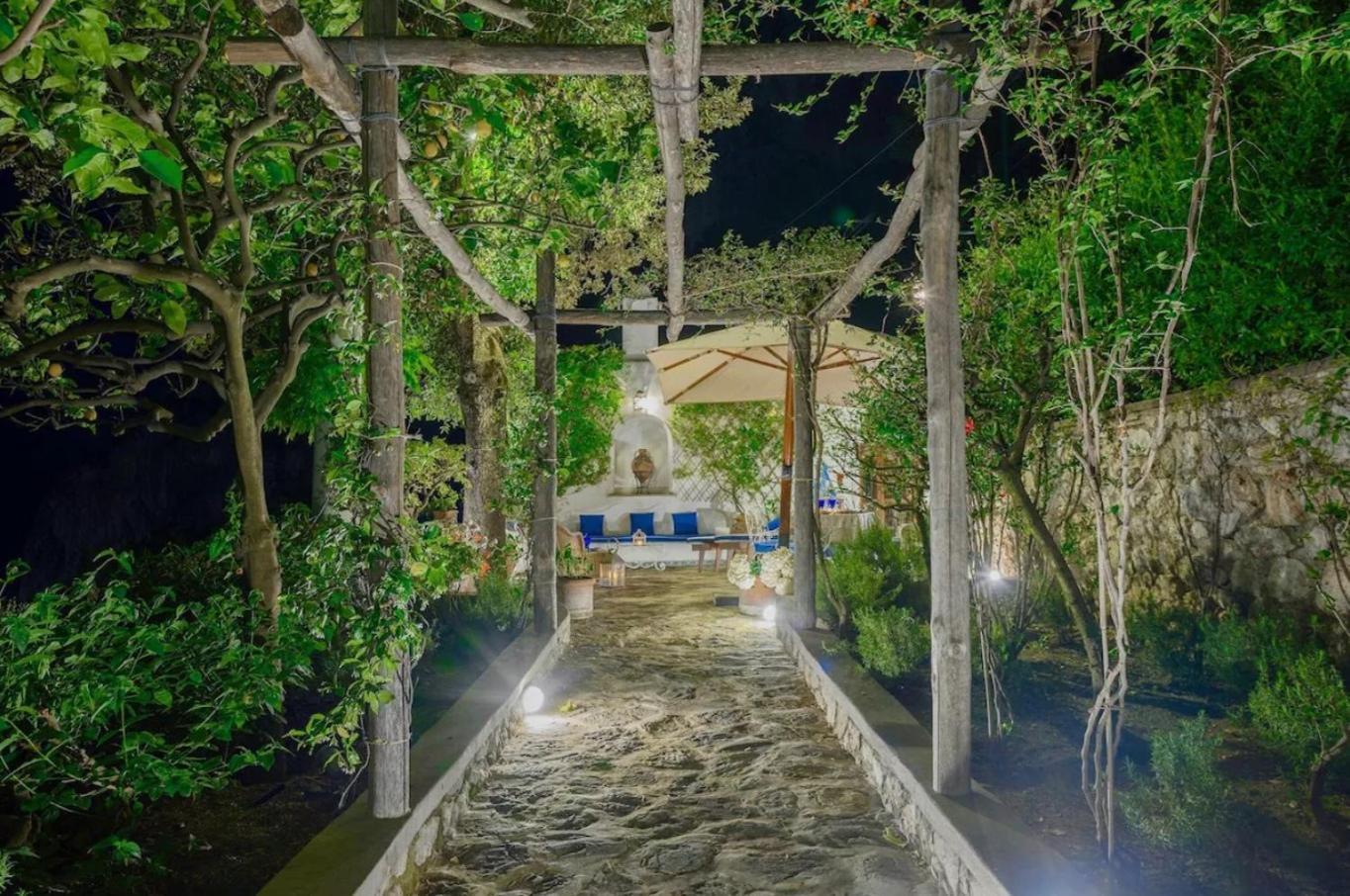 Albachiara Up To 8 Guests *